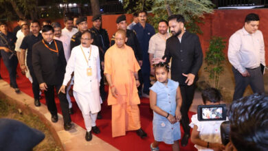 मुरादाबाद में दिखा सीएम योगी का वात्सल्य: दो अनजान बच्चियों के हाथों कराया ‘श्री राम वाटिका’ का लोकार्पण