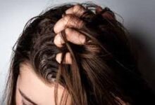 ऑयली बालों से परेशान हैं? जानें कारण और आसान घरेलू उपाय