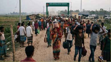 बांग्लादेशी घुसपैठियों की वापसी पर बढ़ा तनाव, BGB के इनकार से बॉर्डर पर टकराव जैसे हालात बांग्लादेशी घुसपैठियों की वापसी पर बढ़ा तनाव, BGB के इनकार से बॉर्डर पर टकराव जैसे हालात