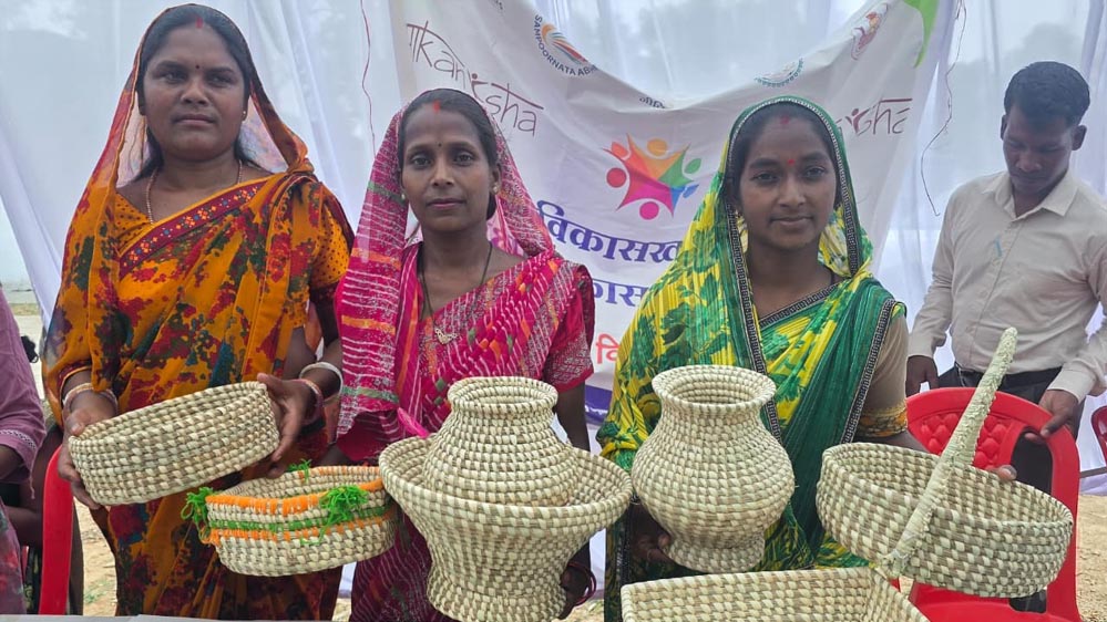 बिहान योजना से मिली नई पहचान, लटोरी की महिलाएं हस्तशिल्प के जरिए बन रहीं आत्मनिर्भर