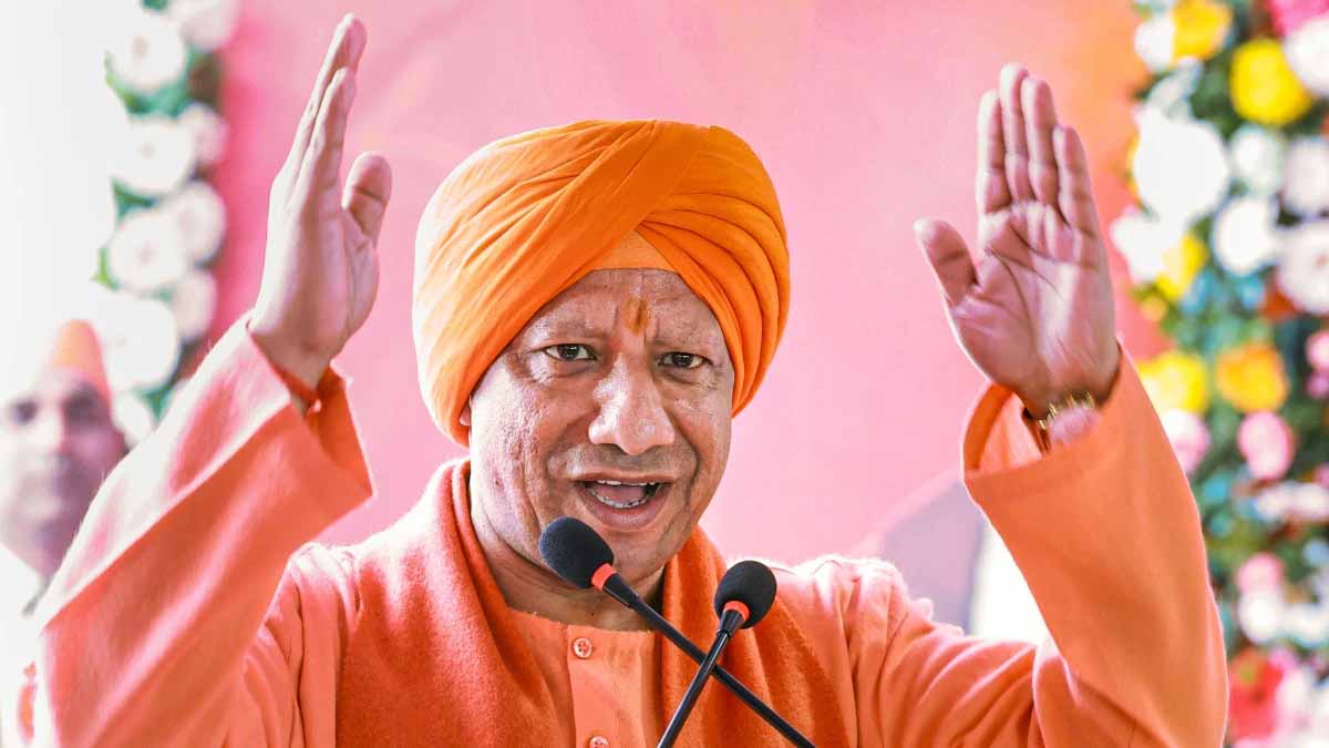 योगी आदित्यनाथ का बड़ा बयान: “भारत कोई धर्मशाला नहीं, संस्कारों का सम्मान जरूरी”