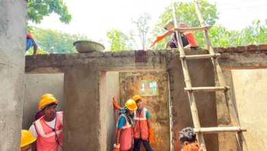 जब बंदूक छूटी, तो हाथों में आया सुनहरा भविष्य : सुकमा में आत्मसमर्पित युवाओं की जिंदगी लिख रही विकास की नई कहानी जब बंदूक छूटी, तो हाथों में आया सुनहरा भविष्य : सुकमा में आत्मसमर्पित युवाओं की जिंदगी लिख रही विकास की नई कहानी