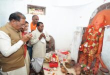 मुख्यमंत्री विष्णुदेव साय ने ऐतिहासिक चतुर्भुज विष्णु मंदिर में की पूजा-अर्चना, प्रदेश की सुख-समृद्धि की कामना