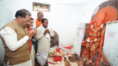 मुख्यमंत्री विष्णुदेव साय ने ऐतिहासिक चतुर्भुज विष्णु मंदिर में की पूजा-अर्चना, प्रदेश की सुख-समृद्धि की कामना