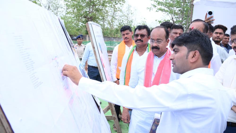 उप मुख्यमंत्री अरुण साव का बस्तर में निर्माण कार्यों का निरीक्षण जारी