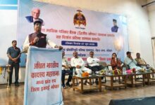 बाल कायस्थ प्रतिभाओं का नेतृत्व कमाल: 33 मेधावी विद्यार्थियों का सम्मान, नई पीढ़ी को सौंपी जिम्मेदारी