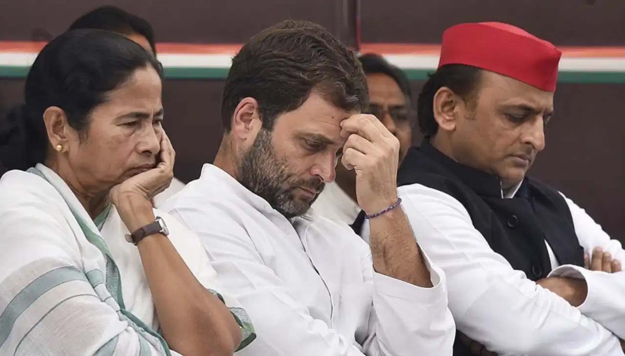 विपक्षी दलों में लगातार बगावत, भाजपा बोली- नेतृत्व संकट से बढ़ रही टूट