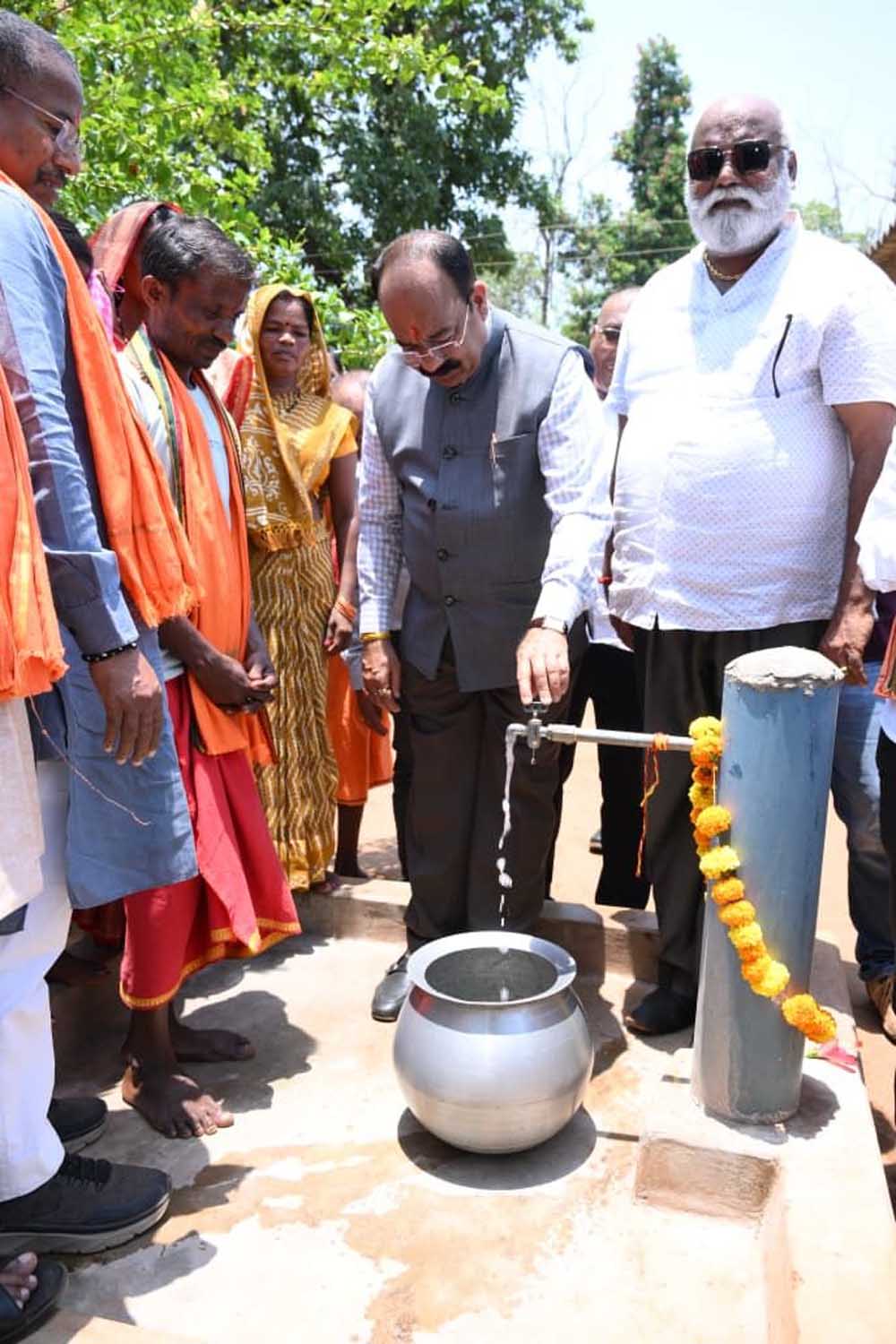 उप मुख्यमंत्री अरुण साव का बस्तर में कार्यों के निरीक्षण का तीसरा दिन उप मुख्यमंत्री अरुण साव का बस्तर में कार्यों के निरीक्षण का तीसरा दिन