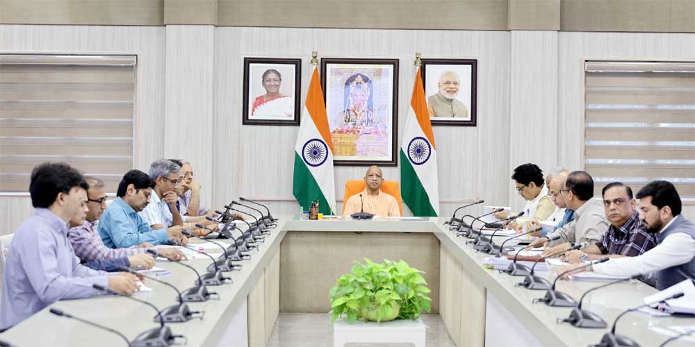 वर्ष 2030 तक 2 गीगावाट अतिरिक्त डेटा सेंटर क्षमता विकसित करने का लक्ष्य लेकर काम करें: मुख्यमंत्री