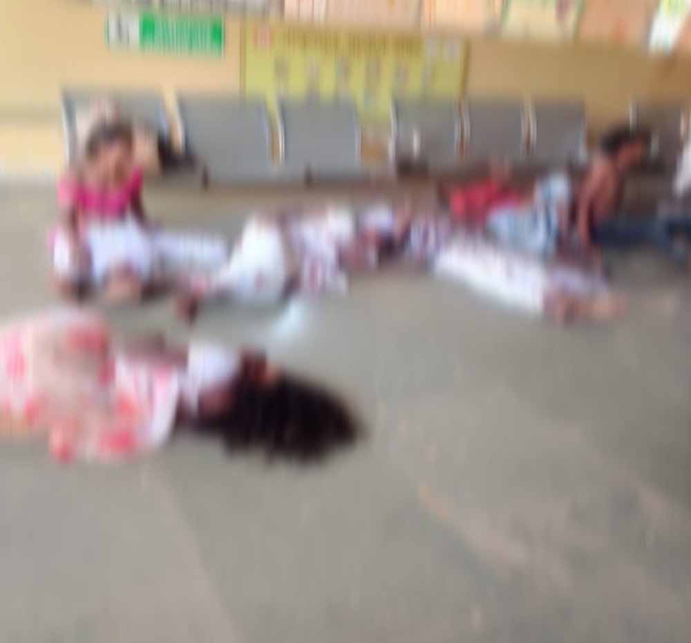 सुकमा में प्रार्थना सभा बनी रणभूमि, दो पक्षों में जमकर मारपीट, कई ग्रामीण घायल सुकमा में प्रार्थना सभा बनी रणभूमि, दो पक्षों में जमकर मारपीट, कई ग्रामीण घायल