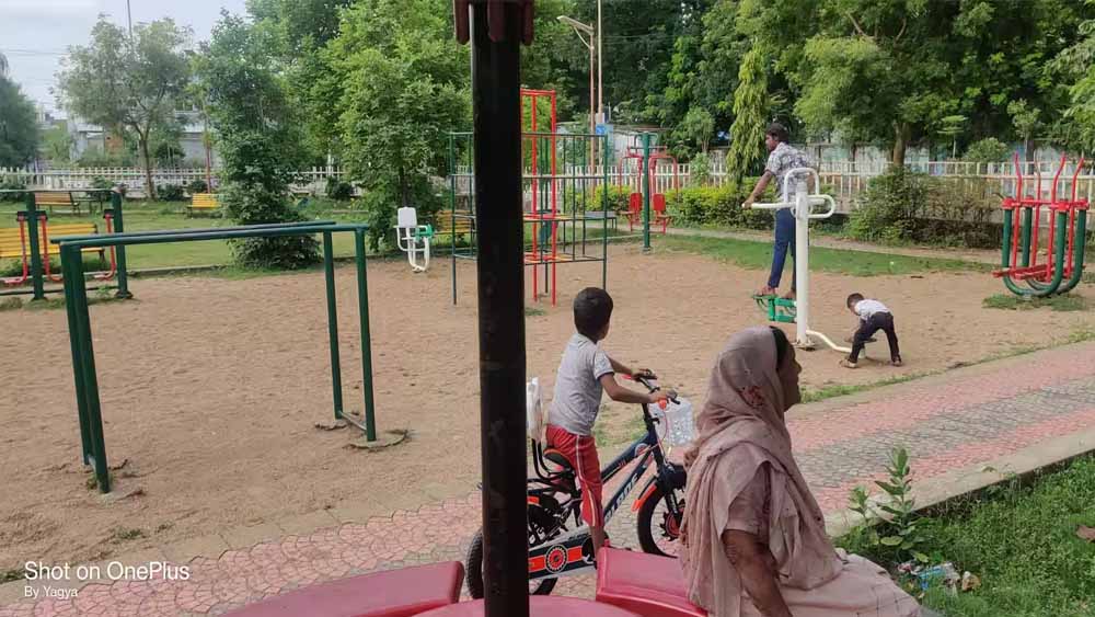 40 करोड़ की सरकारी जमीन विवाद में नया मोड़, 52 साल पुरानी रजिस्ट्री की होगी जांच