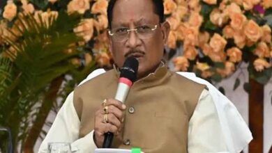CM साय की फटकार के बाद बड़ा एक्शन, एमसीबी के DEO मिरे को पद से हटाया गया CM साय की फटकार के बाद बड़ा एक्शन, एमसीबी के DEO मिरे को पद से हटाया गया
