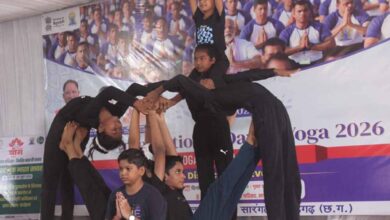 रायपुर : ​छत्तीसगढ़ महतारी और भगवान धनवंतरि की वंदना से सारंगढ़ में योग दिवस का शंखनाद