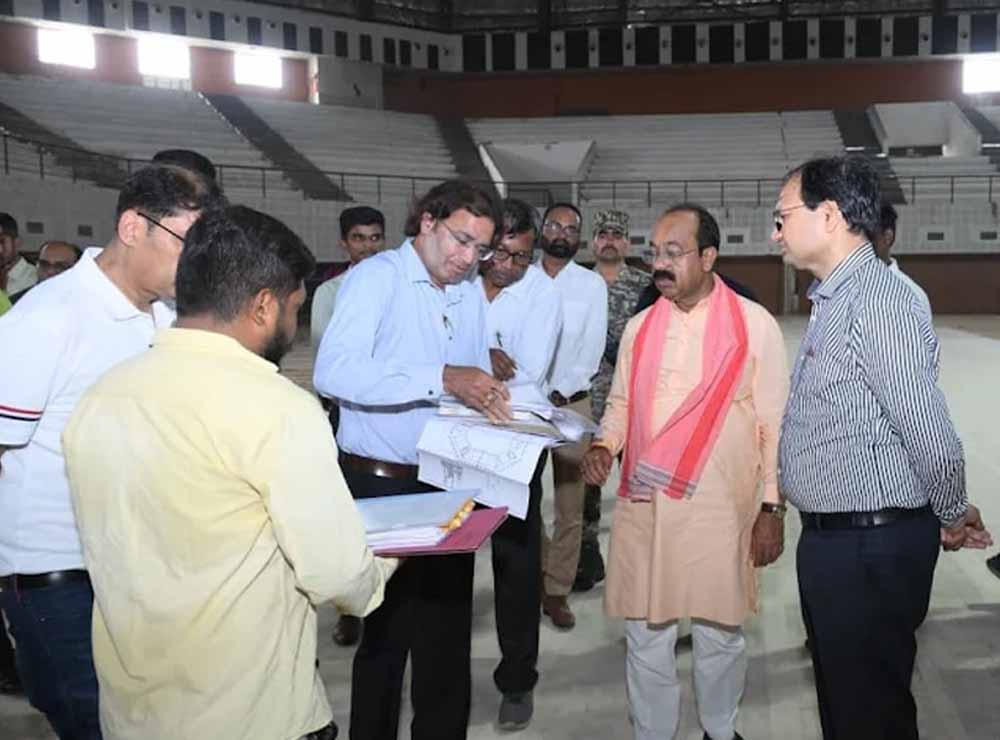 बिलासपुर में PWD अधिकारियों पर बरसे उपमुख्यमंत्री अरुण साव, लापरवाही पर लगाई फटकार बिलासपुर में PWD अधिकारियों पर बरसे उपमुख्यमंत्री अरुण साव, लापरवाही पर लगाई फटकार