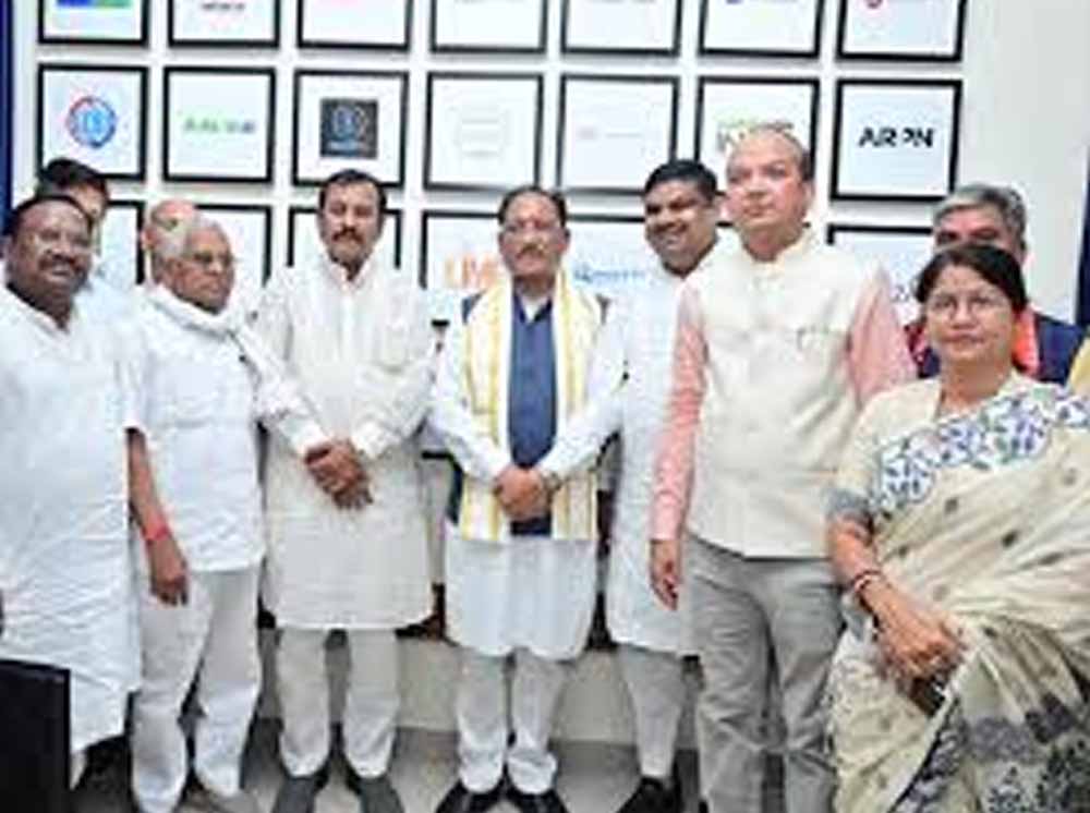 दुर्ग को मिली हाईटेक पहचान, सीएम ने IIT भिलाई के सहयोग से बने IT पार्क का किया लोकार्पण दुर्ग को मिली हाईटेक पहचान, सीएम ने IIT भिलाई के सहयोग से बने IT पार्क का किया लोकार्पण
