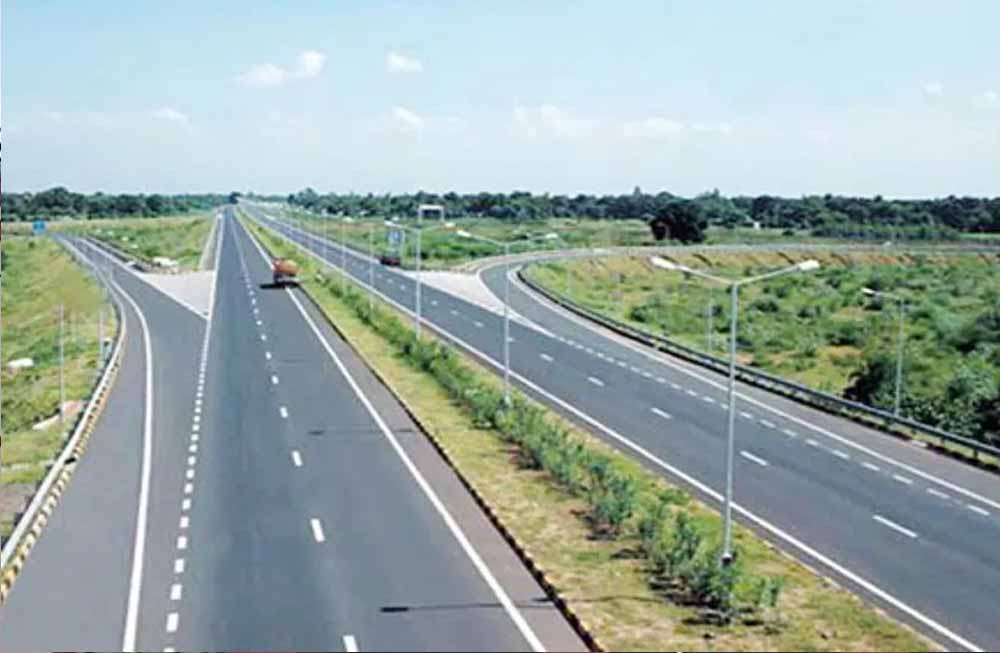 डंकुनी–सूरत कॉरिडोर का असर: दुर्ग के 25 गांवों की जमीन की खरीद-फरोख्त पर लगी रोक डंकुनी–सूरत कॉरिडोर का असर: दुर्ग के 25 गांवों की जमीन की खरीद-फरोख्त पर लगी रोक