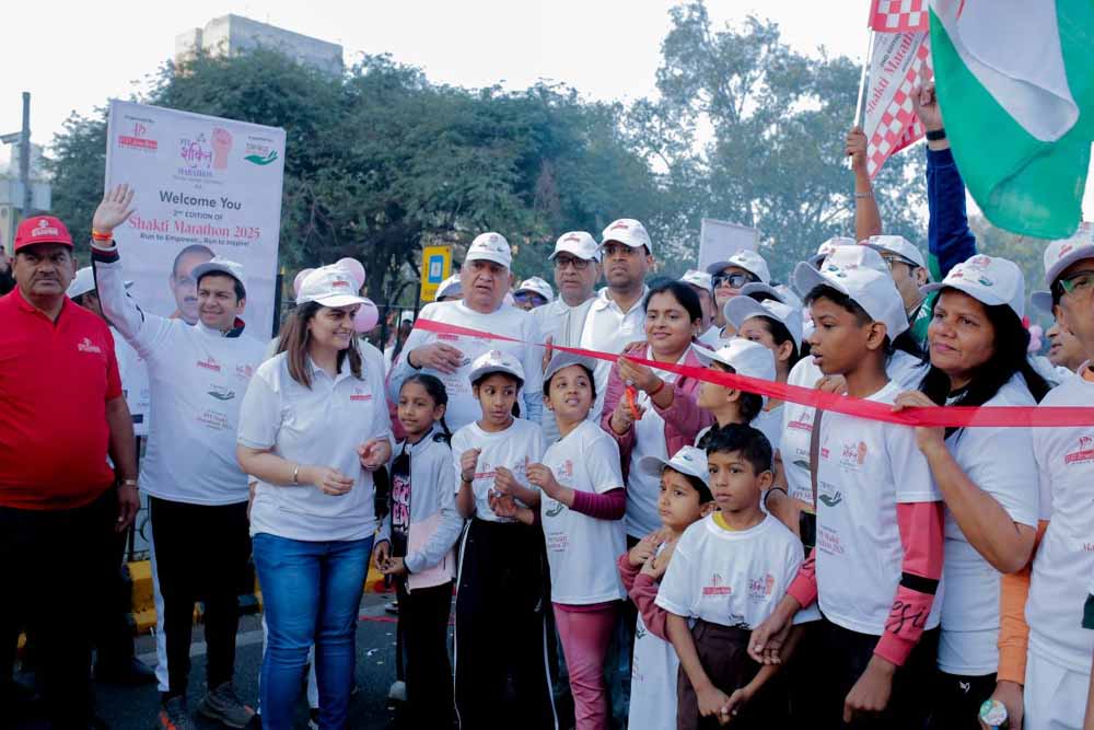 सक्ती में मैराथन दौड़ के जरिए विकास का संदेश, ‘12 साल विश्वास और जनकल्याण के’ थीम रही खास सक्ती में मैराथन दौड़ के जरिए विकास का संदेश, ‘12 साल विश्वास और जनकल्याण के’ थीम रही खास