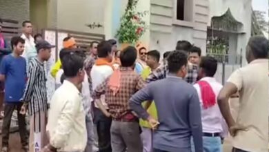 रायपुर में धर्मांतरण के आरोप में दो पास्टर गिरफ्तार, थाने में ईसाई समाज का जोरदार विरोध