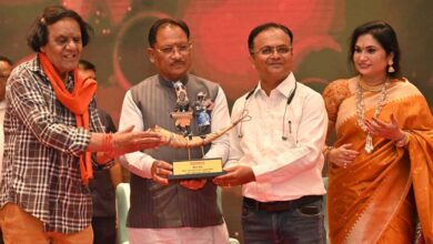 फिल्में समाज में सकारात्मक बदलाव की सशक्त माध्यम हैं – मुख्यमंत्री विष्णु देव साय फिल्में समाज में सकारात्मक बदलाव की सशक्त माध्यम हैं – मुख्यमंत्री विष्णु देव साय