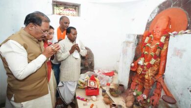मुख्यमंत्री ख्यमंत्री  विष्णुदेव साय ने ऐतिहासिक चतुर्भुज विष्णु मंदिर में की पूजा-अर्चना, प्रदेश की सुख-समृद्धि की कामना