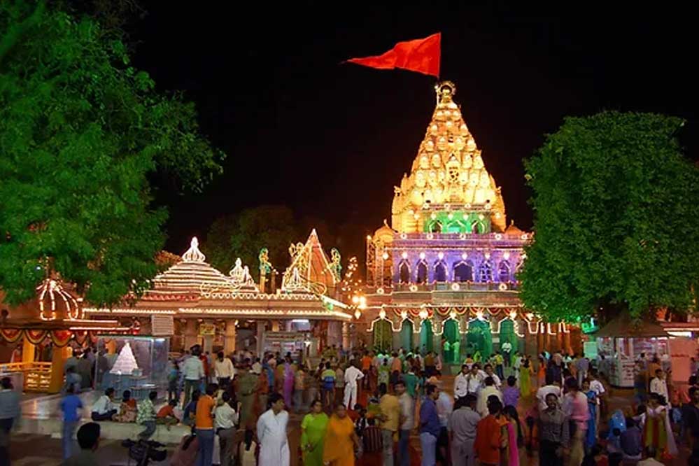 महाकाल मंदिर में लाइट एंड साउंड शो के लिए ₹100 शुल्क, दर्शन-आरती समेत श्रद्धालुओं का खर्च ₹1050 तक पहुंच सकता है महाकाल मंदिर में लाइट एंड साउंड शो के लिए ₹100 शुल्क, दर्शन-आरती समेत श्रद्धालुओं का खर्च ₹1050 तक पहुंच सकता है