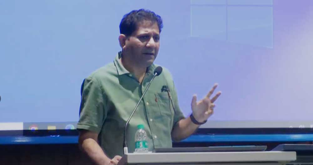 सीएम हेल्पलाइन (1076) के नोडल अधिकारियों का प्रशिक्षण संपन्न सीएम हेल्पलाइन (1076) के नोडल अधिकारियों का प्रशिक्षण संपन्न