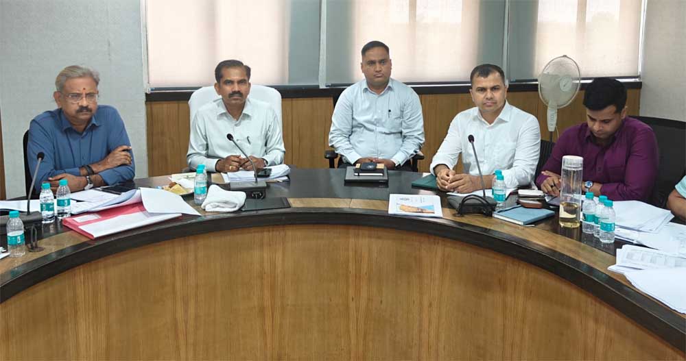 RTO/DTO मुख्यालय में उपस्थित रहें, बकाया वसूली अभियान तेज करें-सचिव एवं परिवहन आयुक्त एस प्रकाश RTO/DTO मुख्यालय में उपस्थित रहें, बकाया वसूली अभियान तेज करें-सचिव एवं परिवहन आयुक्त एस प्रकाश