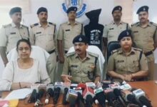 जीआरपी जबलपुर ने त्वरित कार्रवाई कर ट्रेन में चोरी गए आभूषण एवं सामान को मात्र दो घंटे में किया बरामद