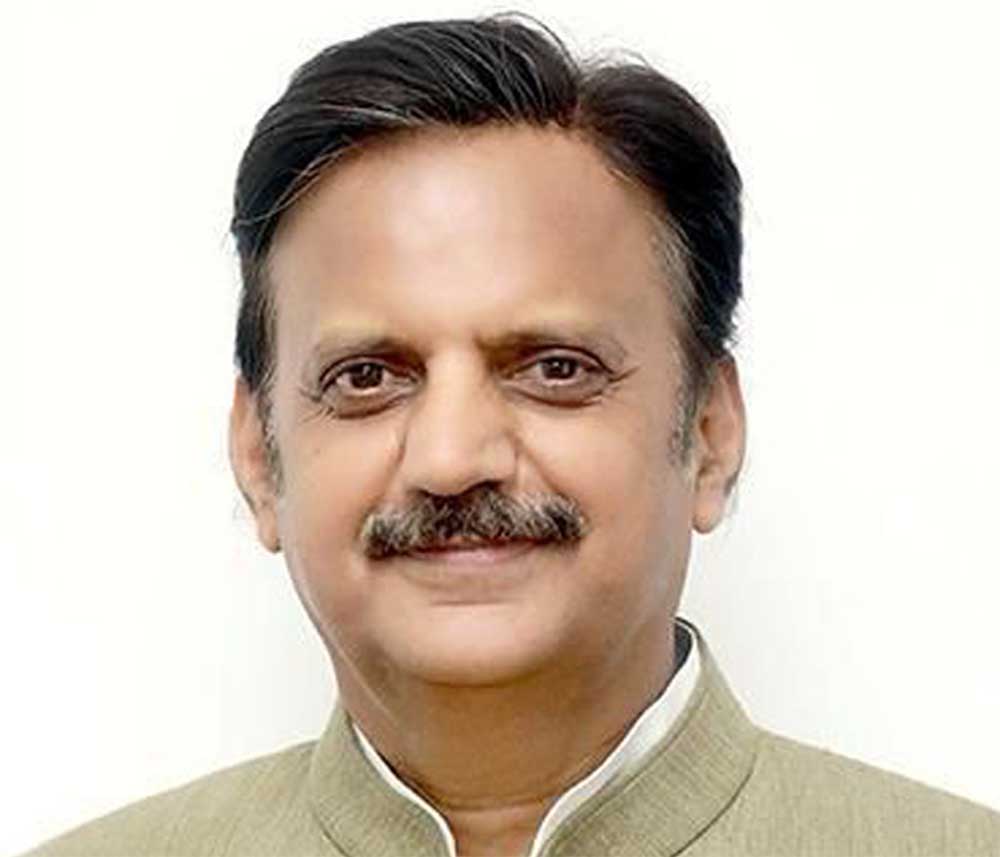 योग : स्वस्थ मानवता, संतुलित प्रकृति और सतत भविष्य का आधार- राजेन्द्र शुक्ल योग : स्वस्थ मानवता, संतुलित प्रकृति और सतत भविष्य का आधार- राजेन्द्र शुक्ल