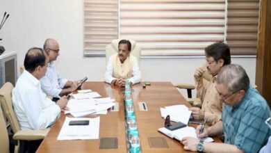 स्वास्थ्य अधोसंरचना विकास कार्य समय-सीमा में गुणवत्ता के साथ पूरे किए जाएँ : उप मुख्यमंत्री  शुक्ल
