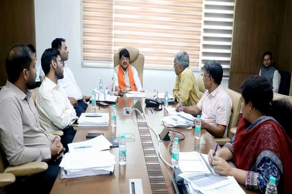 भारत सरकार के मॉडल फायर एक्ट के अनुरूप बनाये नियम : मंत्री  विजयवर्गीय