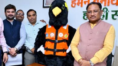 राष्ट्रीय कायाकिंग-केनोईंग प्रतियोगिता के मस्कट ‘पहाड़ी मैना’ का मुख्यमंत्री ने किया विमोचन