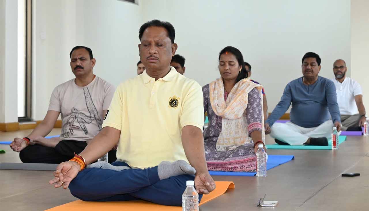 अंतर्राष्ट्रीय योग दिवस 2026: स्वस्थ जीवन और विकसित भारत का आधार बनेगा योग अंतर्राष्ट्रीय योग दिवस 2026: स्वस्थ जीवन और विकसित भारत का आधार बनेगा योग