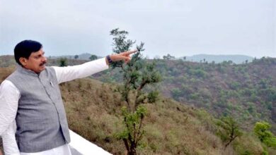 मुख्यमंत्री डॉ. यादव ने बैतूल के हिल स्टेशन कुकरू में देखा सनसेट पॉइंट