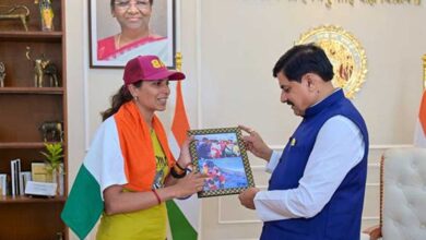मुख्यमंत्री डॉ. यादव से मिलीं पर्वतारोही  अंजना यादव