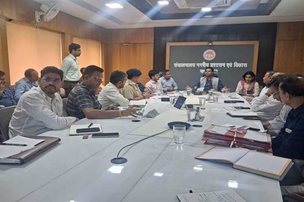 भोपाल मेट्रो के समयबद्ध और गुणवत्तापूर्ण कार्य के लिए सभी विभाग आपसी समन्वय से करें काम : आयुक्त  भोंडवे