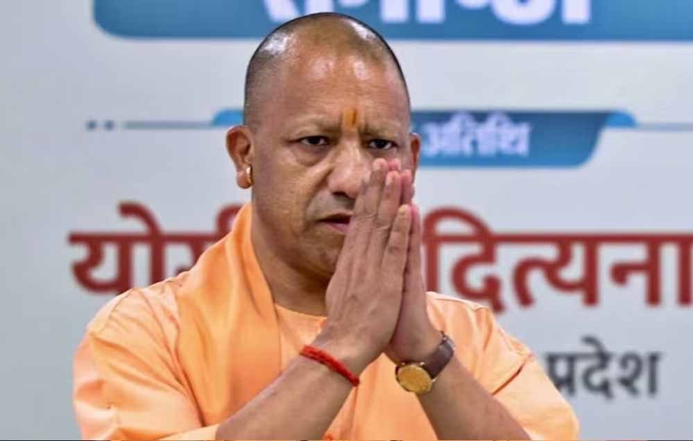 सीएम योगी ने रद्द किए मंगलवार के सभी आधिकारिक कार्यक्रम सीएम योगी ने रद्द किए मंगलवार के सभी आधिकारिक कार्यक्रम