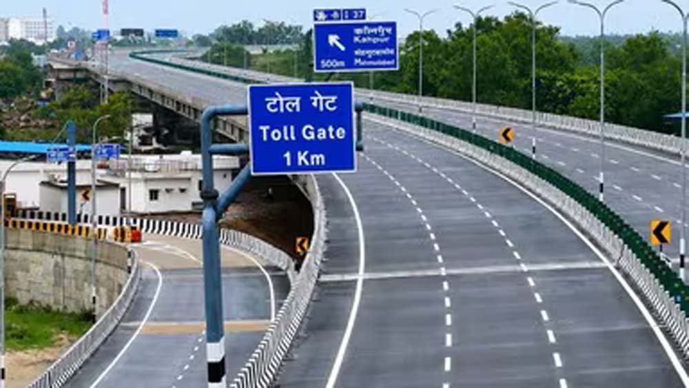 लखनऊ-कानपुर एक्सप्रेसवे पर तीन खतरनाक कट, हादसे रोकने को सुरक्षा इंतजाम तेज लखनऊ-कानपुर एक्सप्रेसवे पर तीन खतरनाक कट, हादसे रोकने को सुरक्षा इंतजाम तेज