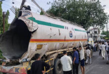 खरगोन में टैंकर में भीषण ब्लास्ट: वेल्डिंग के दौरान हुआ विस्फोट, 500 मीटर दूर तक उड़े परखच्चे