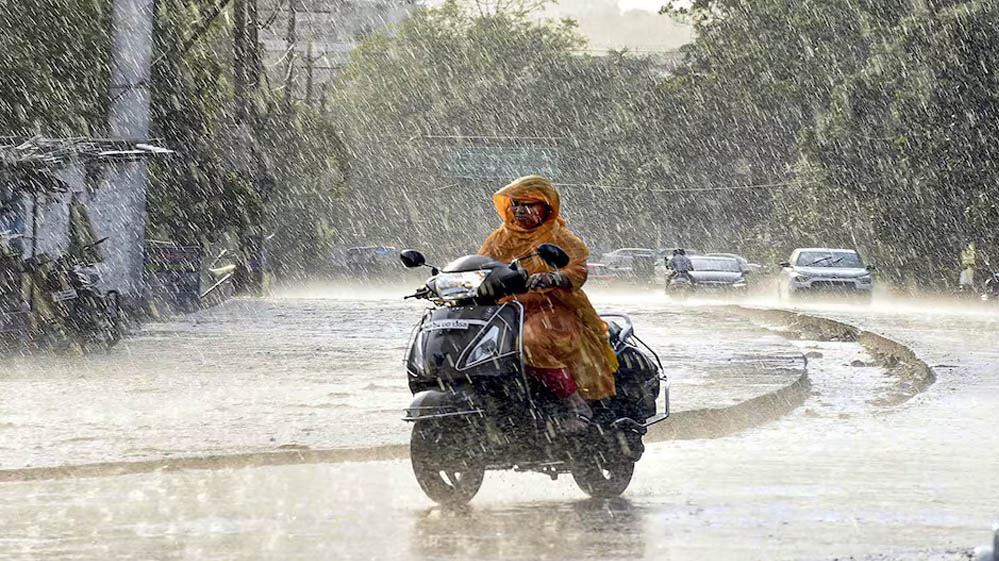 MP Weather Update: 22 जिलों में आज बूंदाबांदी के आसार, 16 जुलाई से एक्टिव होगा नया सिस्टम, फिर होगी भारी बारिश