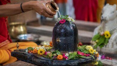 सावन 2026 में पड़ेंगे 4 सोमवार, जानें पूरी तारीख और महत्व सावन 2026 में पड़ेंगे 4 सोमवार, जानें पूरी तारीख और महत्व