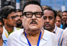 ममता बनर्जी को बड़ा सियासी झटका, मदन मित्रा बागी TMC गुट के साथ आए