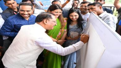 ग्रामीण विद्यार्थियों को आधुनिक तकनीकों से जोड़ना विकसित छत्तीसगढ़ की दिशा में महत्वपूर्ण कदम : मुख्यमंत्री विष्णुदेव साय ग्रामीण विद्यार्थियों को आधुनिक तकनीकों से जोड़ना विकसित छत्तीसगढ़ की दिशा में महत्वपूर्ण कदम : मुख्यमंत्री विष्णुदेव साय