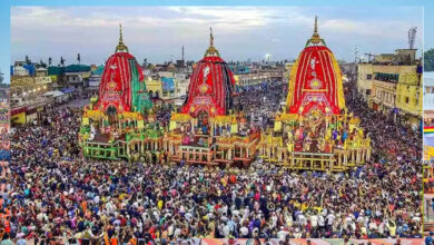 पुरी रथ यात्रा: आज श्रीमंदिर के सामने पहुंचेंगे तीनों रथ, कल मौसीबाड़ी के लिए प्रस्थान करेंगे महाप्रभु जगन्नाथ पुरी रथ यात्रा: आज श्रीमंदिर के सामने पहुंचेंगे तीनों रथ, कल मौसीबाड़ी के लिए प्रस्थान करेंगे महाप्रभु जगन्नाथ
