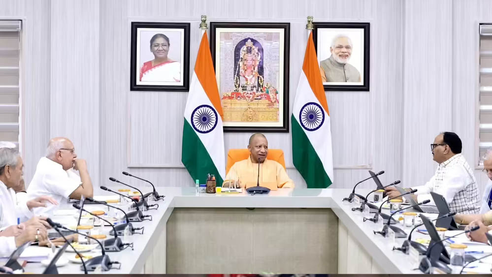 उत्तर प्रदेश विधानमंडल का आगामी सत्र 3 अगस्त से बुलाने को योगी कैबिनेट की मंजूरी उत्तर प्रदेश विधानमंडल का आगामी सत्र 3 अगस्त से बुलाने को योगी कैबिनेट की मंजूरी