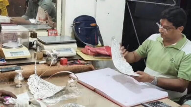 महाकाल मंदिर हुआ हाईटेक! अब सिर्फ 30 सेकंड में होगी सोना-चांदी की जांच महाकाल मंदिर हुआ हाईटेक! अब सिर्फ 30 सेकंड में होगी सोना-चांदी की जांच