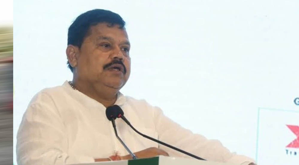 MP के मंत्री प्रद्युम्न सिंह तोमर की तबीयत बिगड़ी, भोपाल से एयरलिफ्ट कर दिल्ली ले जाया गया MP के मंत्री प्रद्युम्न सिंह तोमर की तबीयत बिगड़ी, भोपाल से एयरलिफ्ट कर दिल्ली ले जाया गया