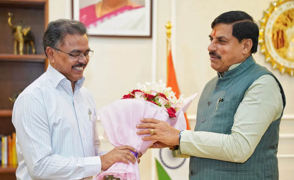 MP को मिले नए मुख्य सचिव, अशोक बर्णवाल संभालेंगे कमान; अनुराग जैन बने नीति आयोग के CEO MP को मिले नए मुख्य सचिव, अशोक बर्णवाल संभालेंगे कमान; अनुराग जैन बने नीति आयोग के CEO