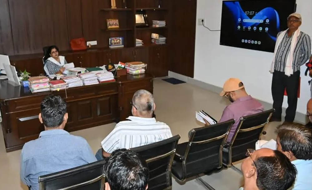 राजस्व वसूली में लापरवाही नहीं होगी बर्दाश्त, लक्ष्य पूर्ति के लिए वर्तमान प्रयासों में लाए गति, निगमायुक्त ने राजस्व वसूली की समीक्षा बैठक में दिए सख्त निर्देश राजस्व वसूली में लापरवाही नहीं होगी बर्दाश्त, लक्ष्य पूर्ति के लिए वर्तमान प्रयासों में लाए गति, निगमायुक्त ने राजस्व वसूली की समीक्षा बैठक में दिए सख्त निर्देश