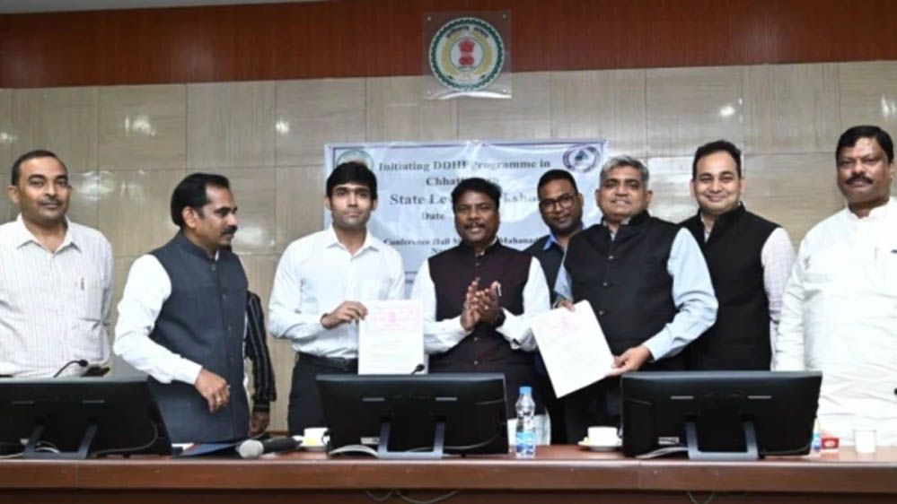 छत्तीसगढ़ में सड़क हादसे रोकने का मास्टर प्लान! IIT मद्रास के साथ 10 जिलों से होगी शुरुआत छत्तीसगढ़ में सड़क हादसे रोकने का मास्टर प्लान! IIT मद्रास के साथ 10 जिलों से होगी शुरुआत